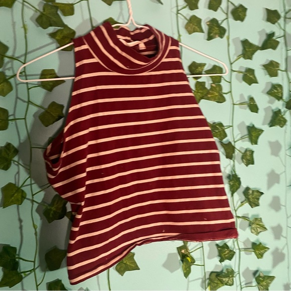 ❤️‍🔥3 / 30❤️‍🔥 red crop top - Picture 9 of 10